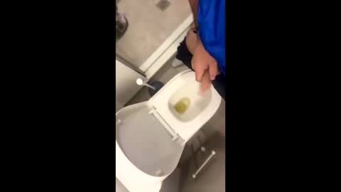 Snapshot of biggestdickyet chatting on 11/06/25, 04:35 biggestdickyet online show from 11/06/25, 04:35