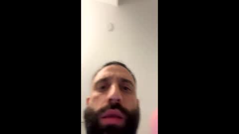 Snapshot of biggestdickyet chatting on 11/11/25, 03:28 biggestdickyet online show from 11/11/25, 03:28