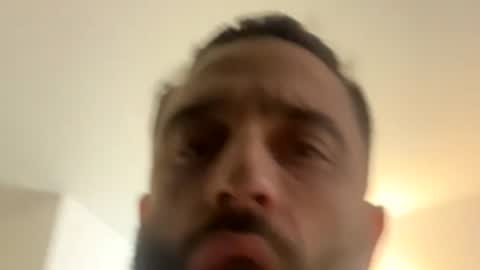 Snapshot of biggestdickyet chatting on 12/17/25, 07:53 biggestdickyet online show from 12/17/25, 07:53