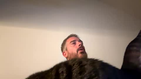 Gavin online show from 09/09/25, 02:22