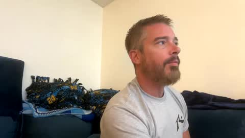 Gavin online show from 09/10/25, 04:18