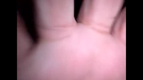 Snapshot of bigguunn chatting on 10/01/25, 12:22 bigguunn online show from 10/01/25, 12:22