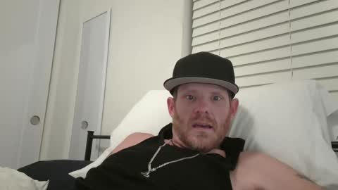 Snapshot of bigguy4funtime chatting on 09/17/25, 02:57 bigguy4funtime online show from 09/17/25, 02:57