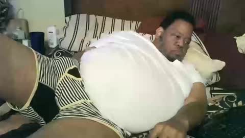 Snapshot of biggyscorpio chatting on 10/15/25, 05:18 biggyscorpio online show from 10/15/25, 05:18