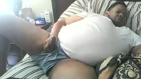 Snapshot of biggyscorpio chatting on 11/14/25, 04:06 biggyscorpio online show from 11/14/25, 04:06