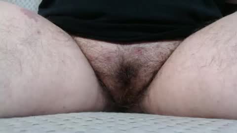 Snapshot of bighairyabby chatting on 10/29/25, 03:14 Abby online show from 10/29/25, 03:14