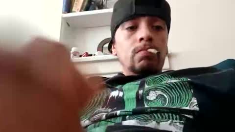 biglatinochorizo online show from 10/31/25, 05:14