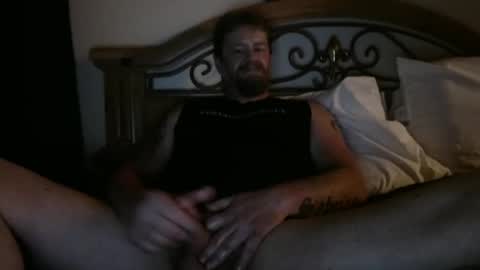 Snapshot of bigload1972 chatting on 10/24/25, 03:36 bigload1972 online show from 10/24/25, 03:36