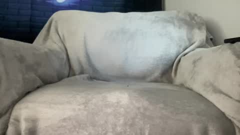 Snapshot of bigloadzisback023 chatting on 09/13/25, 10:42 bigloadzisback023 online show from 09/13/25, 10:42