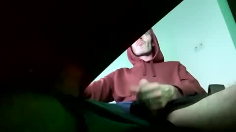 Snapshot of biglummel15 chatting on 02/15/25, 08:54 biglummel15 online show from 02/15/25, 08:54