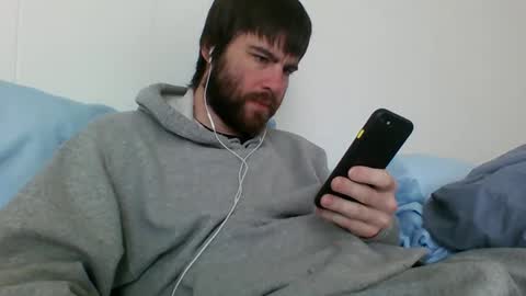 Snapshot of bigmag23 chatting on 03/09/25, 05:06 bigmag23 online show from 03/09/25, 05:06