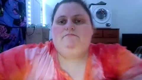 Snapshot of bigmama91 chatting on 12/04/25, 03:54 bigmama91 online show from 12/04/25, 03:54