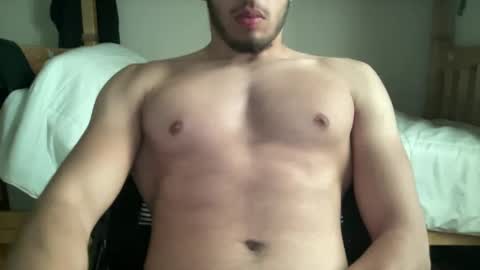 Snapshot of bigmanhaha12 chatting on 10/05/25, 08:51 bigmanhaha12 online show from 10/05/25, 08:51