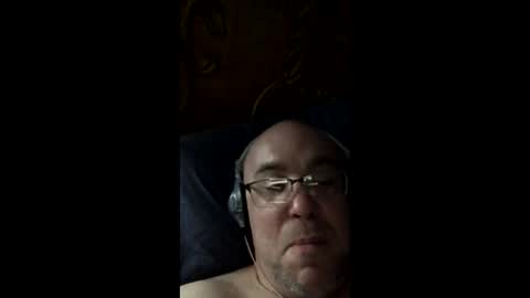 Snapshot of bigmike197167 chatting on 12/04/25, 05:50 bigmike197167 online show from 12/04/25, 05:50