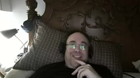 Snapshot of bigmike197167 chatting on 06/14/26, 07:21 bigmike197167 online show from 06/14/26, 07:21