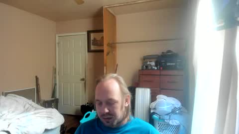 Snapshot of bigmike20129020 chatting on 12/21/24, 06:12 bigmike20129020 online show from 12/21/24, 06:12