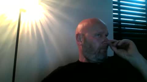 bigmike3339 online show from 10/27/25, 08:40