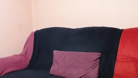 Snapshot of bigpussylipskiss chatting on 11/06/25, 07:53 Sophia online show from 11/06/25, 07:53