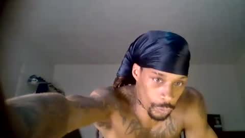 Snapshot of bigpussypump chatting on 10/24/25, 03:14 bigpussypump online show from 10/24/25, 03:14