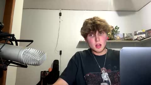 bigskinnyboyshh online show from 10/17/25, 02:59