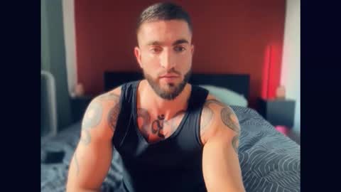 Gogo online show from 10/22/25, 01:33