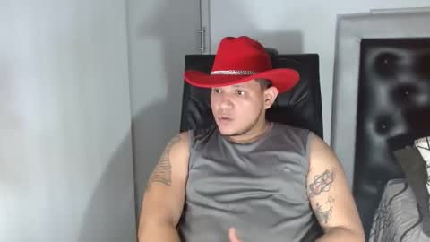 Snapshot of bigthick_blackcock chatting on 03/28/26, 08:03 MANUEL online show from 03/28/26, 08:03