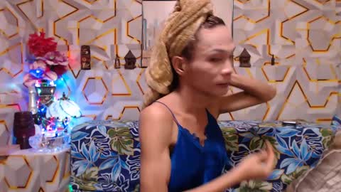 sophia online show from 01/16/25, 12:09