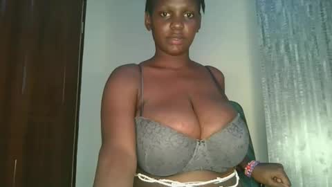 bigtit166077 online show from 10/23/25, 03:22