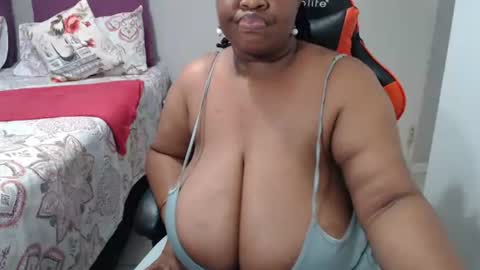 Lona online show from 03/13/26, 03:18