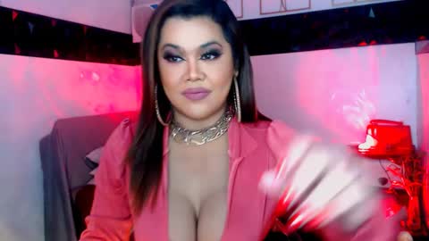 Snapshot of bigtraditionalts chatting on 12/13/24, 01:37 katy asianbigcockcumshowsmokeanal online show from 12/13/24, 01:37