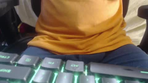 Snapshot of bigwc02 chatting on 02/11/25, 08:42 bigwc02 online show from 02/11/25, 08:42