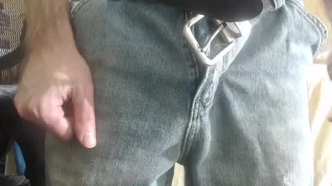 Snapshot of bigwc02 chatting on 03/10/25, 05:00 bigwc02 online show from 03/10/25, 05:00