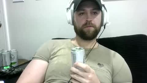 Snapshot of bigwhiteone37613 chatting on 12/15/25, 11:58 bigwhiteone37613 online show from 12/15/25, 11:58