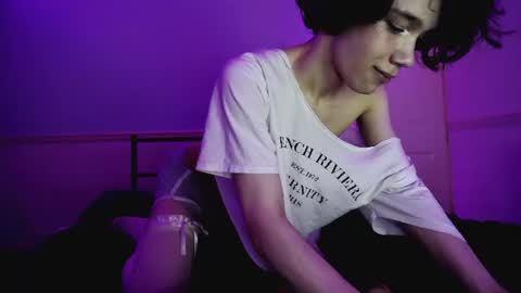 straything online show from 07/06/26, 11:18