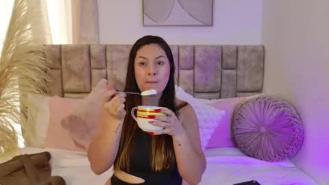   online show from 09/10/25, 03:34