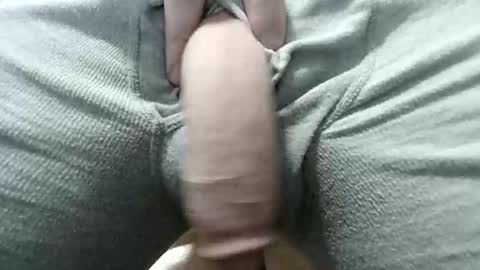 Snapshot of biigstickk4 chatting on 11/15/25, 12:30 biigstickk4 online show from 11/15/25, 12:30