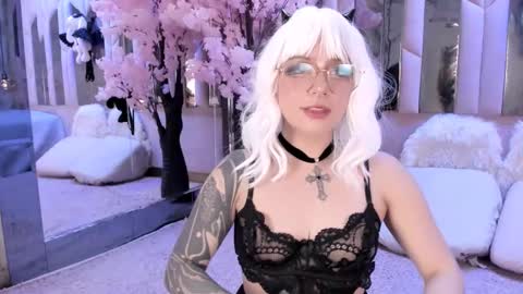 Biizzy online show from 11/04/25, 01:43