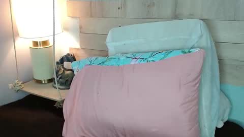 Snapshot of biki_sensual chatting on 02/28/26, 03:51 hi soy natural girl biki online show from 02/28/26, 03:51