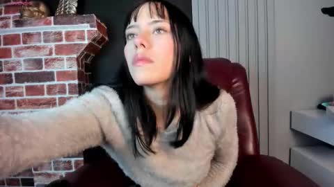 Snapshot of bilie__eilish chatting on 11/21/25, 11:53 bilie__eilish online show from 11/21/25, 11:53