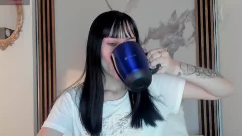 Snapshot of bilie__eilish chatting on 02/10/26, 11:47 bilie__eilish online show from 02/10/26, 11:47