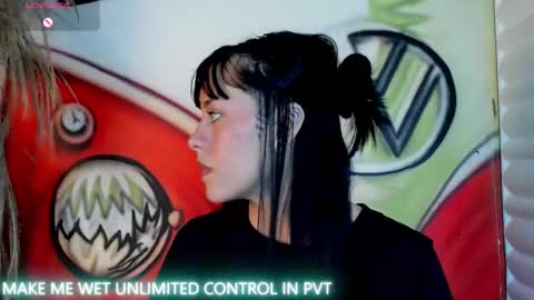 Snapshot of bilie__eilish chatting on 02/12/26, 12:22 bilie__eilish online show from 02/12/26, 12:22