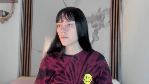 Snapshot of bilie__eilish chatting on 02/25/26, 12:15 bilie__eilish online show from 02/25/26, 12:15