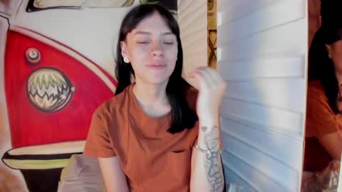 Snapshot of bilie__eilish chatting on 05/19/26, 11:49 bilie__eilish online show from 05/19/26, 11:49