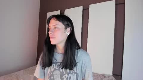 Snapshot of bilie__eilish chatting on 06/12/26, 11:09 bilie__eilish online show from 06/12/26, 11:09