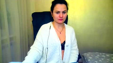 DOM NIKA online show from 03/04/25, 11:11