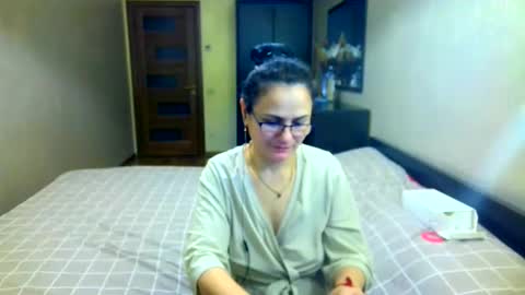 DOM NIKA online show from 01/17/26, 11:52