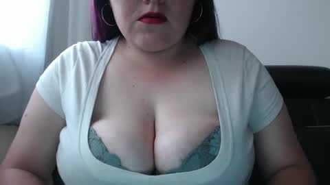 Snapshot of billie_k chatting on 01/12/25, 10:12 billie online show from 01/12/25, 10:12