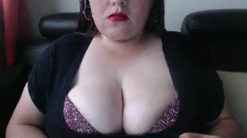 Snapshot of billie_k chatting on 01/30/25, 07:04 billie online show from 01/30/25, 07:04