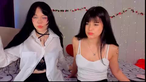 Snapshot of billiemilash chatting on 03/22/26, 06:50 We are Luna and Layla. We are 20 Welcome to our room online show from 03/22/26, 06:50