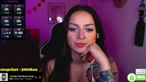 Snapshot of billiexxox chatting on 12/11/24, 07:36 Billie online show from 12/11/24, 07:36